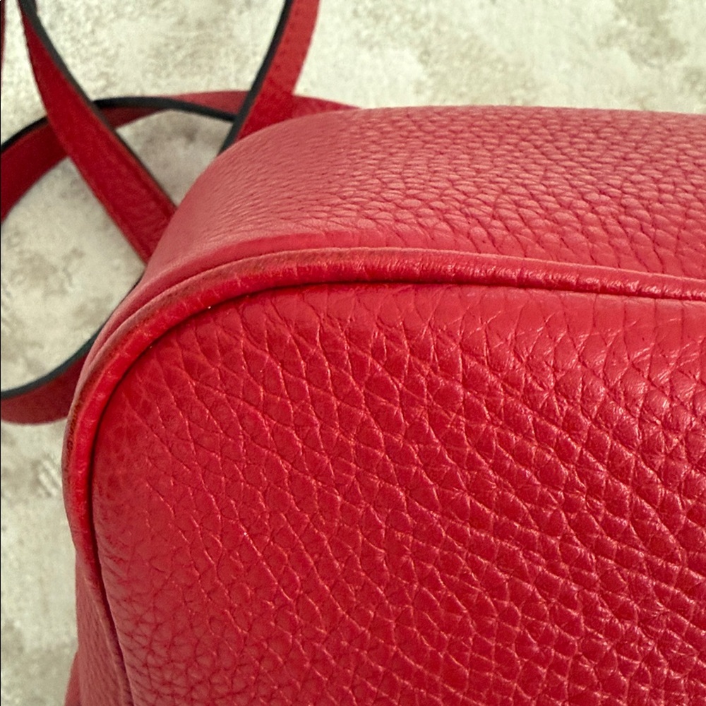 Authentic Gucci Soho Disco Red Pebbled Leather Crossbody w/ Dust Bag - Picture 15 of 15